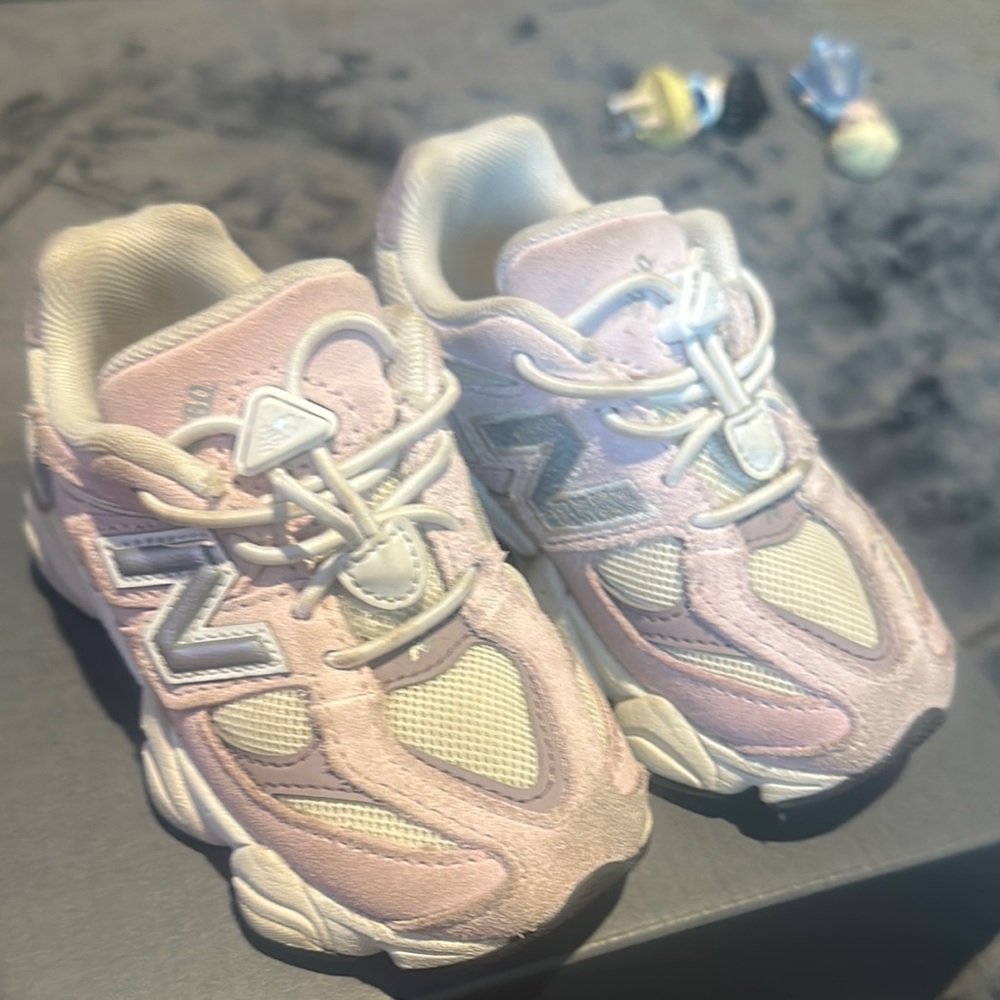 New Balance Pink and White Retro Sneakers (Toddler 7c)